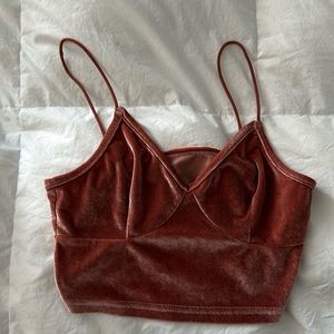 Small velvet pink crop top
